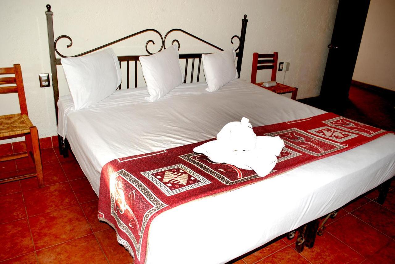 Hotel Maya 2012 Amacuzac Exterior foto